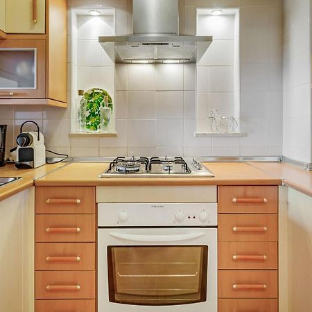 Golden 1 Bdr Flat W/ Balcony & Pool By Lovelystay กาบานัส เด ตาวีรา ภายนอก รูปภาพ