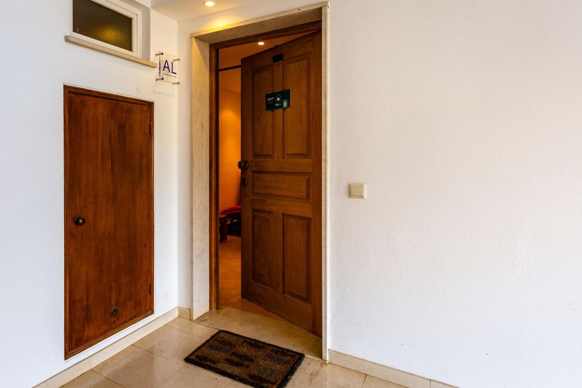 Golden 1 Bdr Flat W/ Balcony & Pool By Lovelystay กาบานัส เด ตาวีรา ภายนอก รูปภาพ